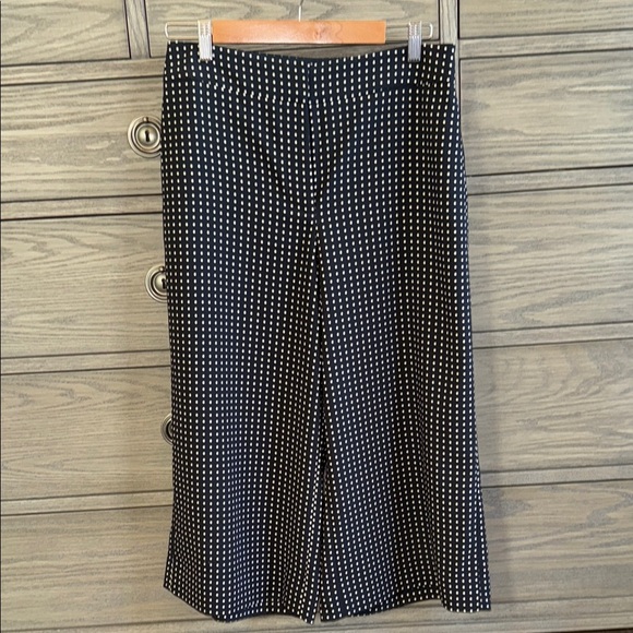 Kate Spade Black and White Patterned Pants - Picture 5 of 6